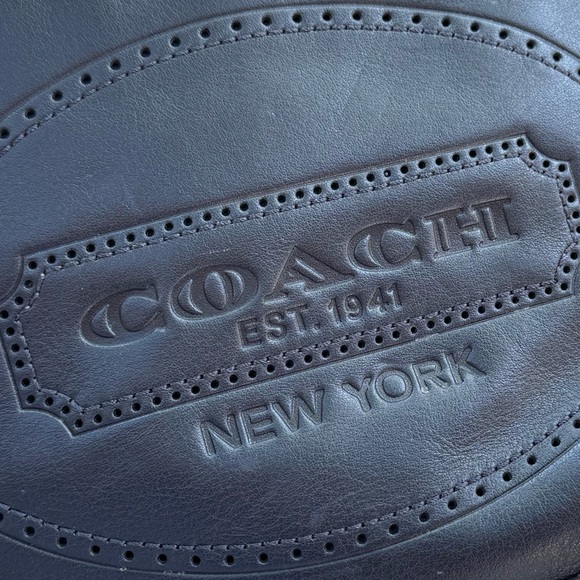 Coach navy blue embossed leather shoulder bag purse - Picture 8 of 11